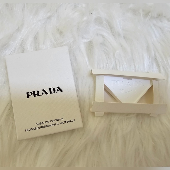 Prada Dubai de Catwalk gift box - Picture 7 of 10